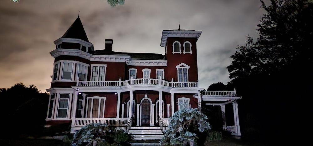 Queen City Inn Bangor Exterior photo